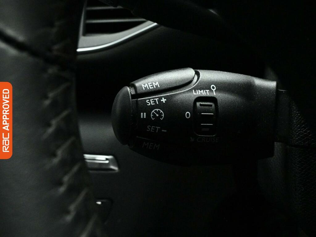 Peugeot 308 Allure Premium Red #16