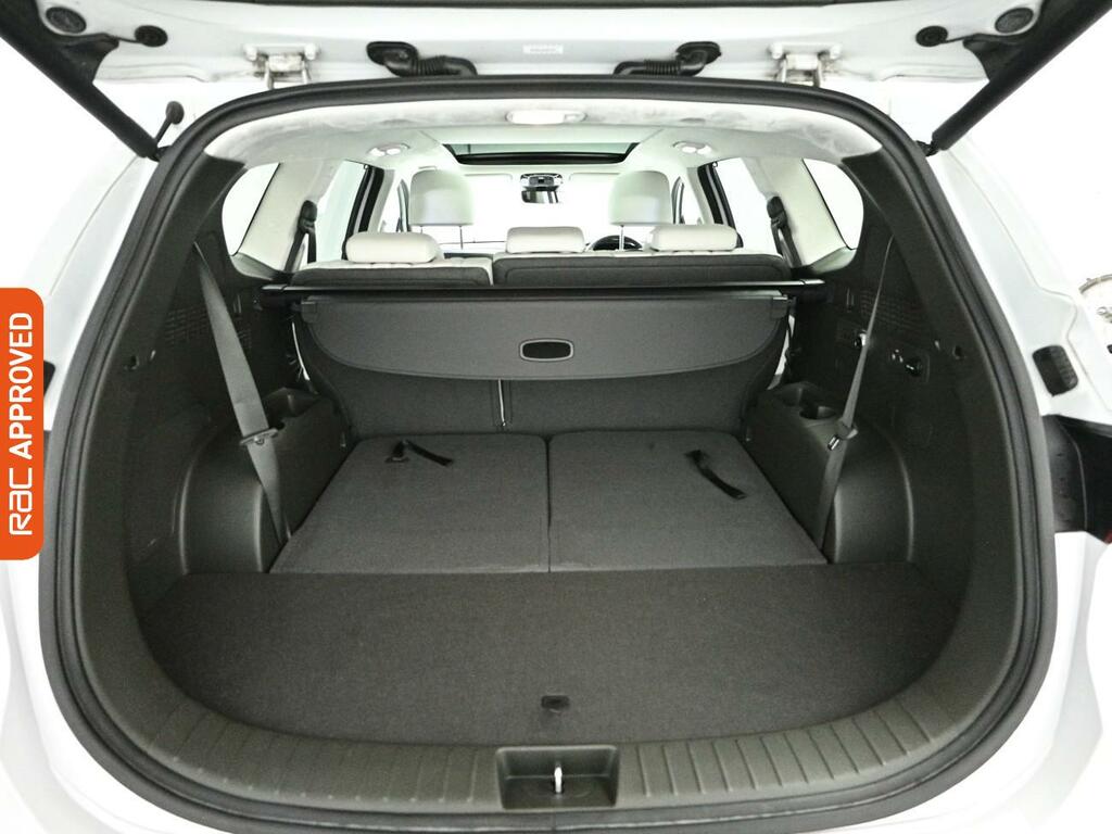 Hyundai Santa Fe Premium White #14