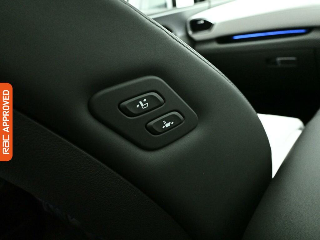 Hyundai Santa Fe Premium White #17