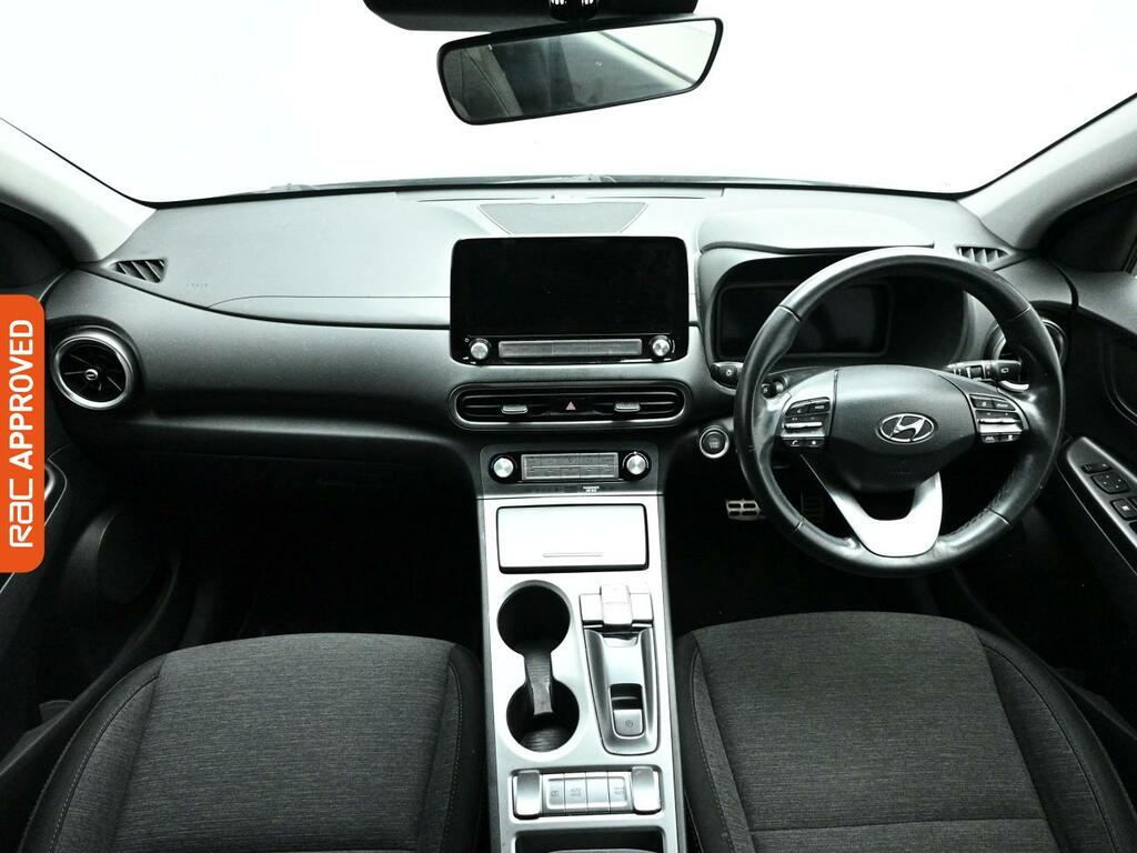 Hyundai Kona 39Kwh Se Connect Suv 10.5Kw Cha DP21BVO Grey #2