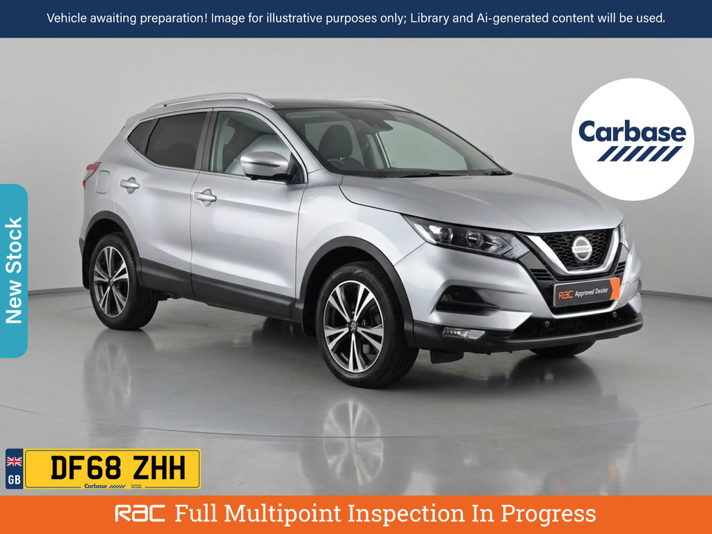 Nissan Qashqai Hatchback Red #1