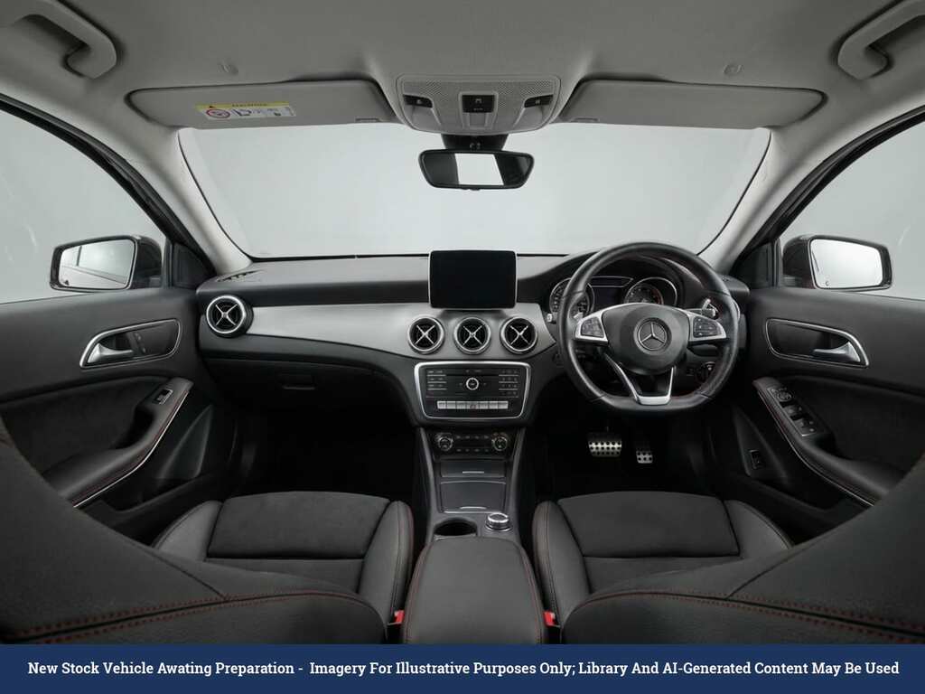 Mercedes-Benz CLA Class Cla 180 Amg Line Edition Black #4