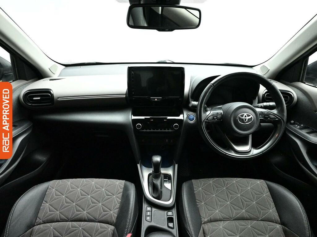 Toyota Yaris Cross 1.5 Vvt-h Excel Suv Hybrid E-cvt Euro 6 WJ22KFX Silver #2