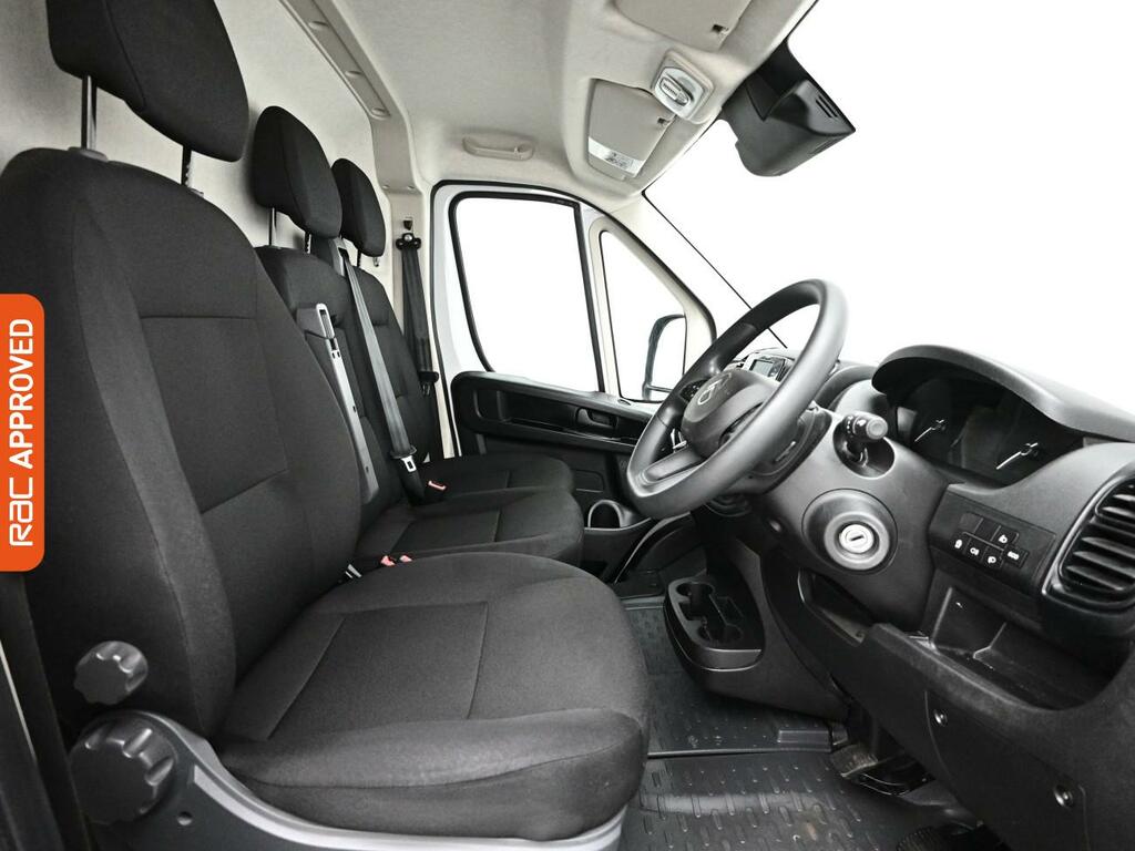 Citroen Relay 2.2 Bluehdi 35 Enterprise Panel Van Man White #2