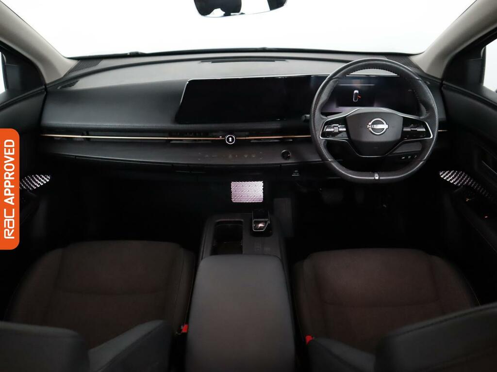Nissan Ariya 63Kwh Advance Suv 7.4Kw Charger DU24BUH Black #2