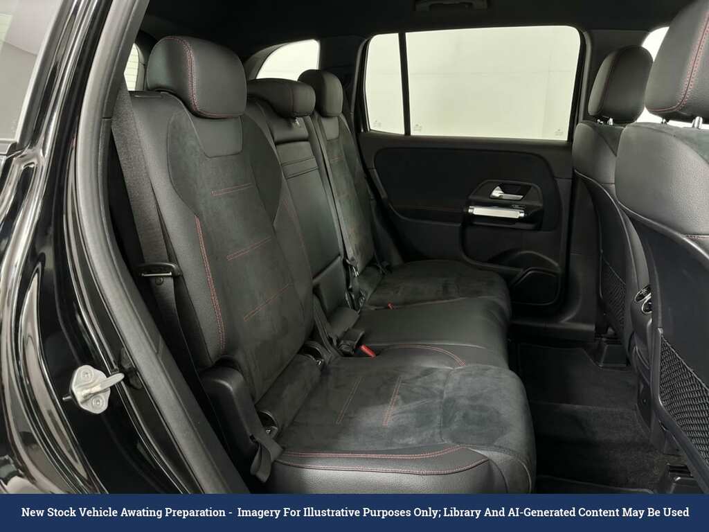 Mercedes-Benz GLB Class 2.0 Glb220d Amg Line Premium Plus Suv Black #4