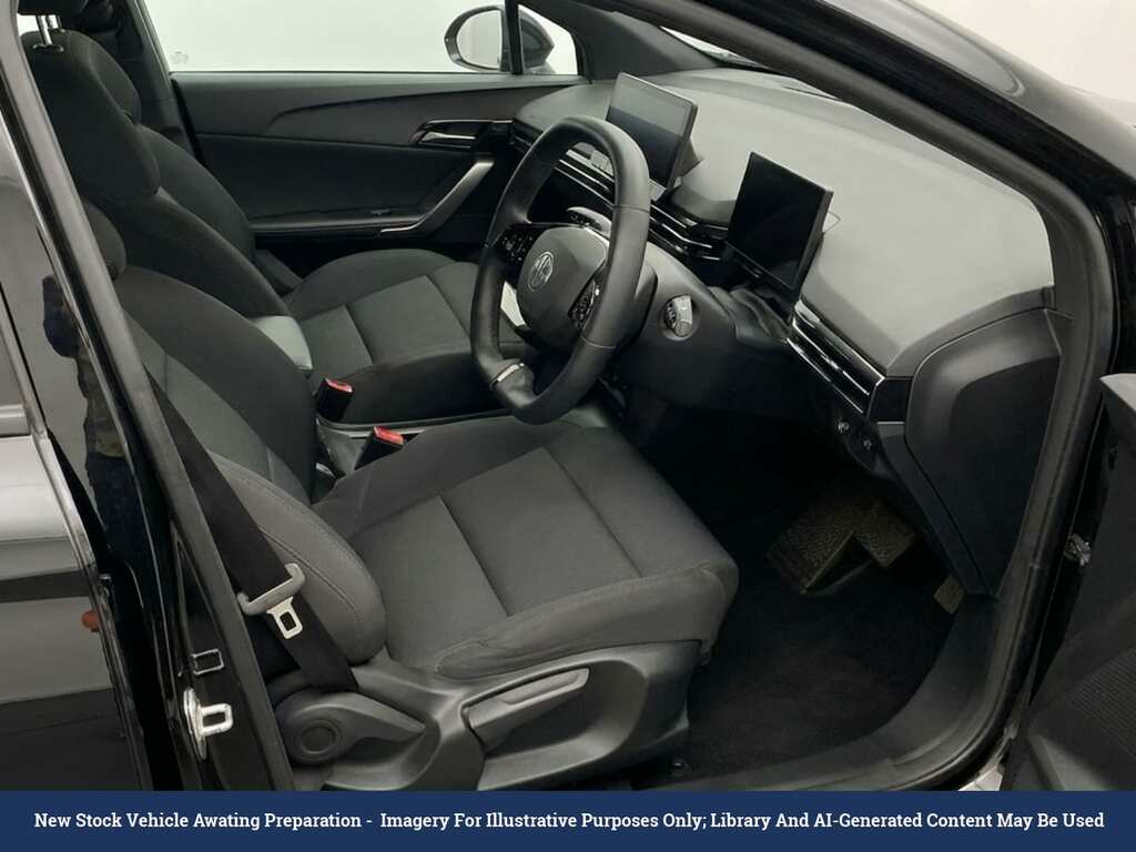 MG MG4 64Kwh Se Long Range Hatchback 2 Black