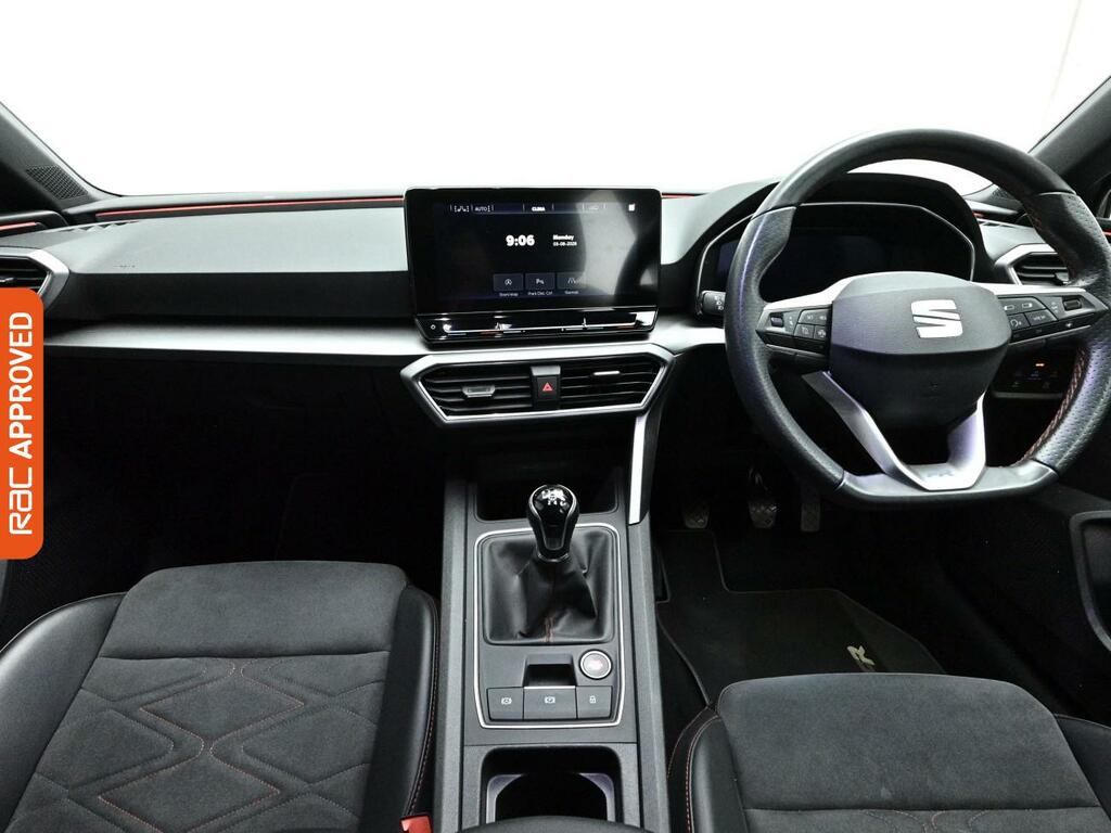 Seat Leon Seat Leon Fr Sport 1.5 Etsi Evo 15 Red #2