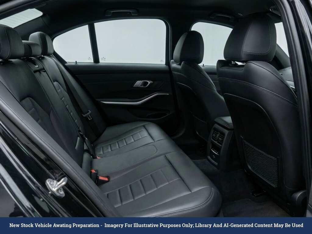 BMW 3 Series 320I M Sport Saloon Grey #3