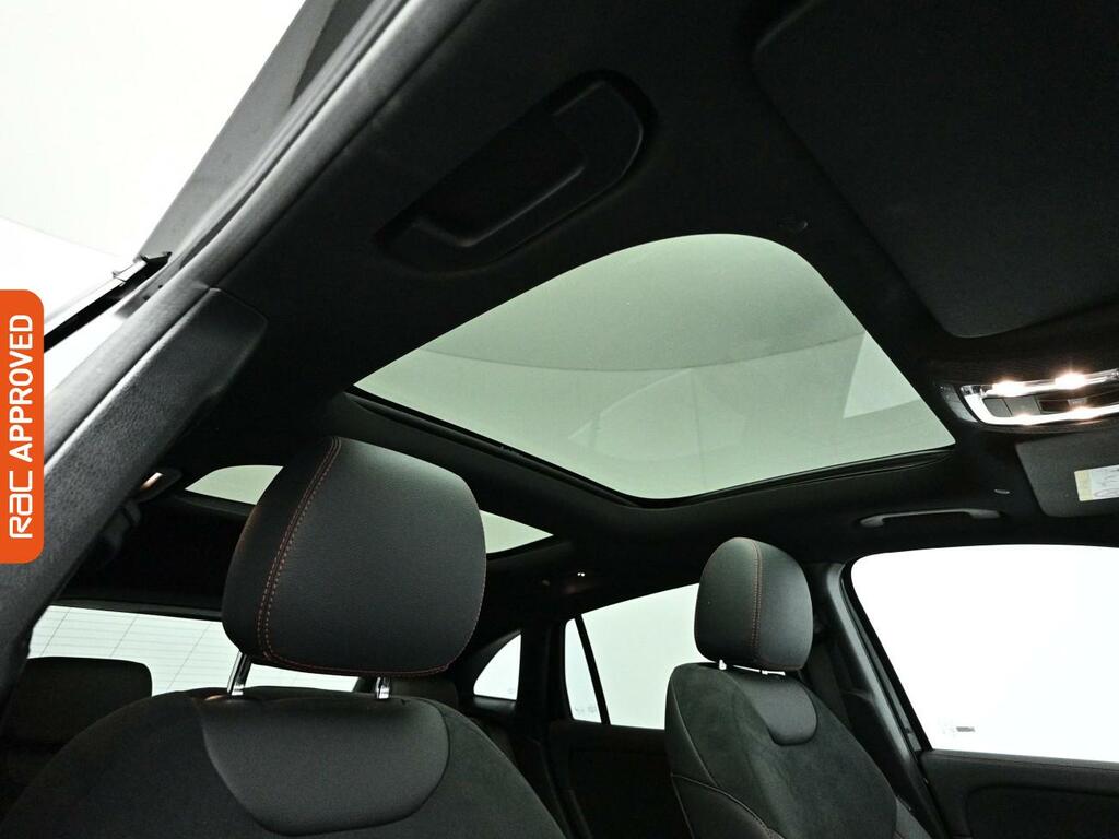 Mercedes-Benz EQA Eqa 300 66.5Kwh Amg Line Premium Plus Suv El Black #3