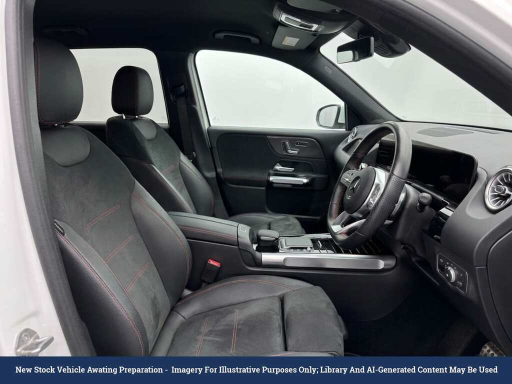 Mercedes-Benz GLB Class 1.3 Glb200 Amg Line Premium 2 Suv 7G- White #3