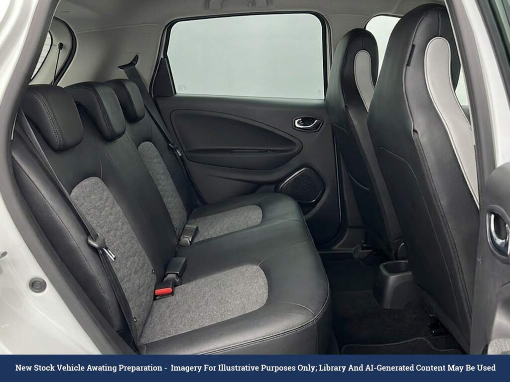 Renault Zoe R135 52Kwh Gt Line Hatchback I, White #2