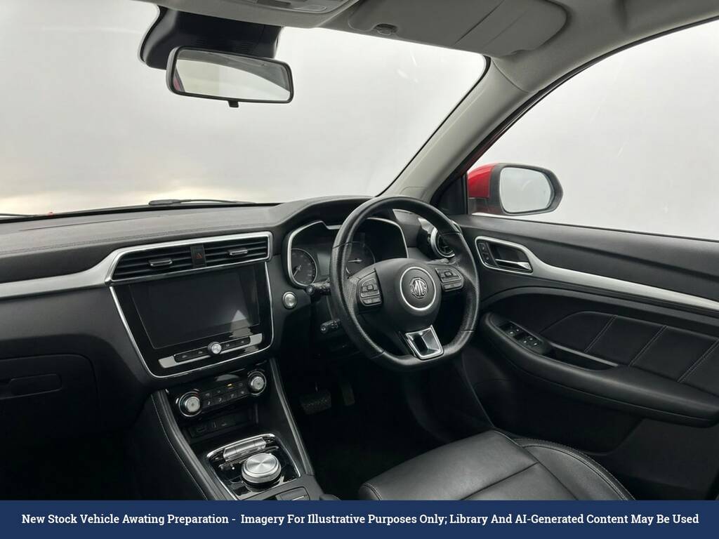MG ZS 44.5Kwh Exclusive Suv 143 Ps Red #2