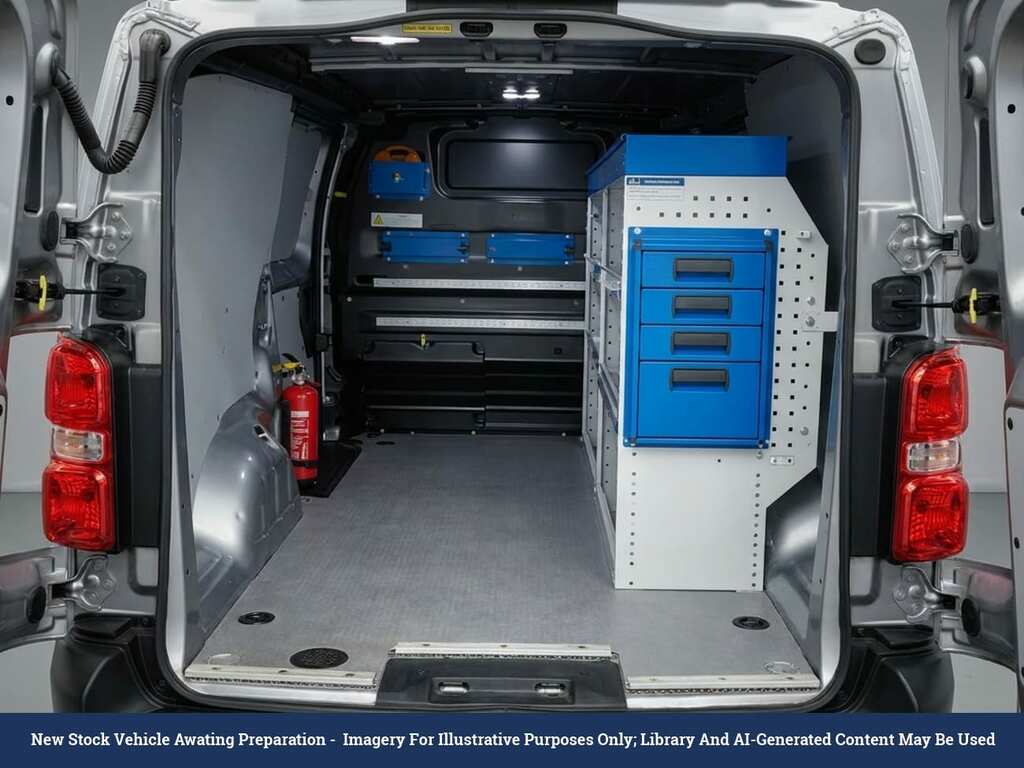 Vauxhall Vivaro 3100 75Kwh Dynamic Panel Van L2 Grey #2