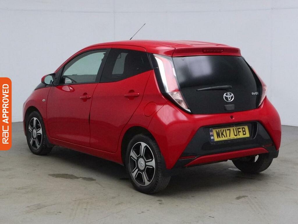 Toyota Aygo 1.0 Vvt-i X-clusiv3 Hatchback Eu WK17UFB Red #4