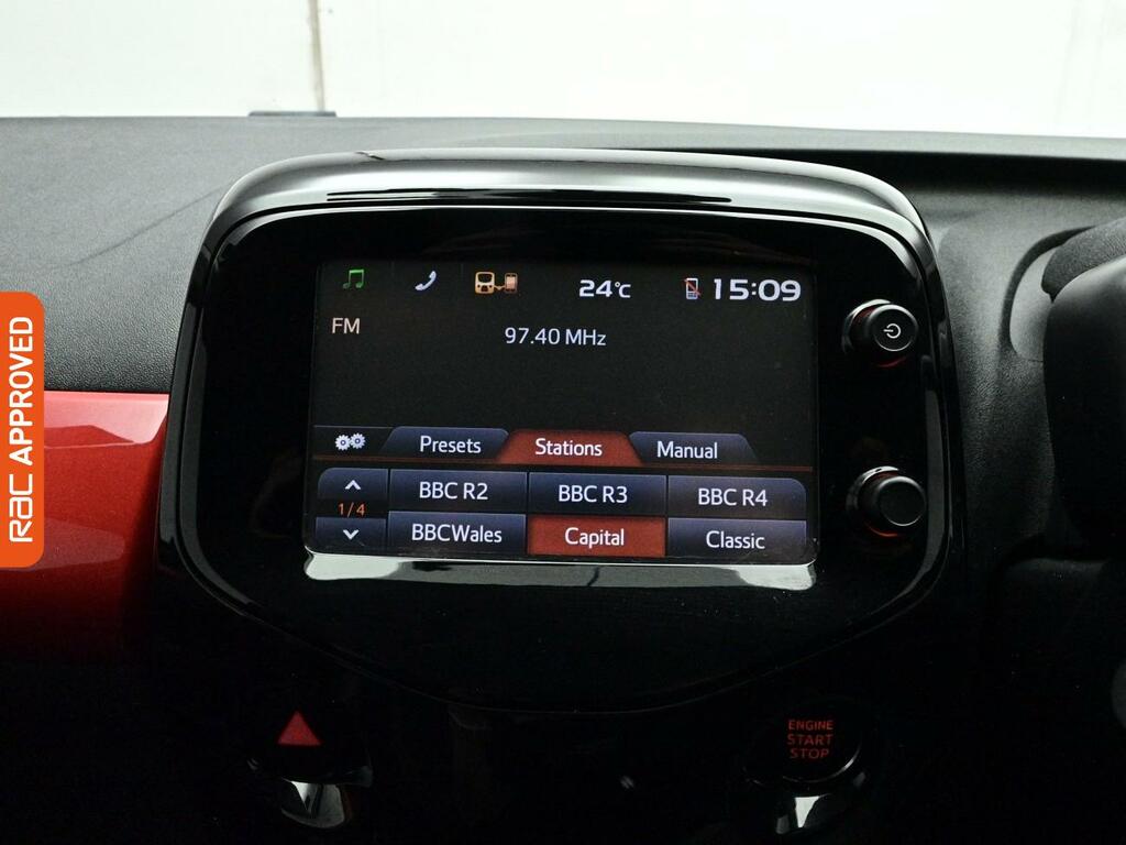 Toyota Aygo 1.0 Vvt-i X-clusiv3 Hatchback Eu WK17UFB Red #3