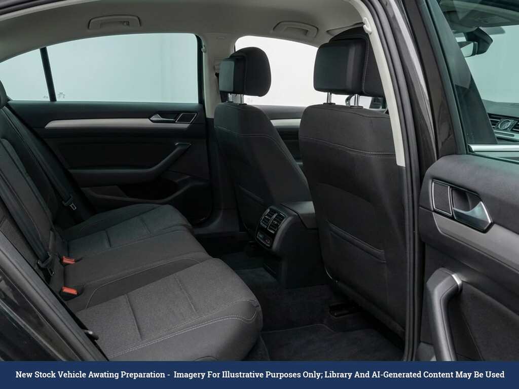 Volkswagen Passat 2.0 Tdi Se Business Estate Euro Grey #2