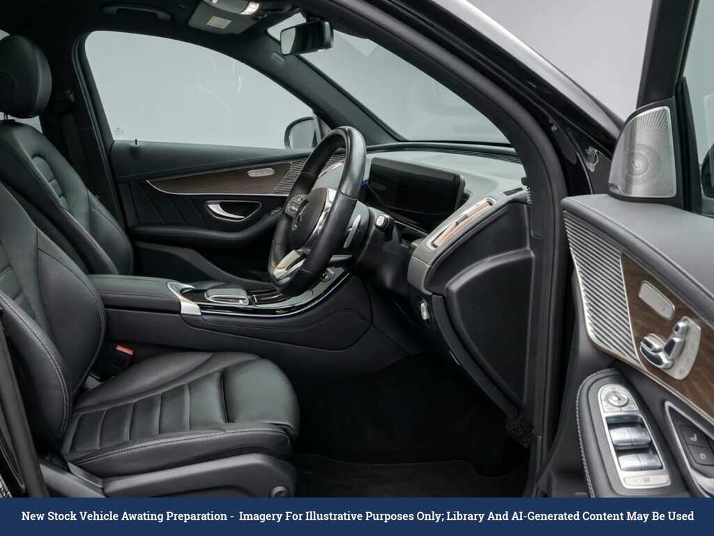 Mercedes-Benz EQC Eqc 400 80Kwh Amg Line Premium Suv Black #3