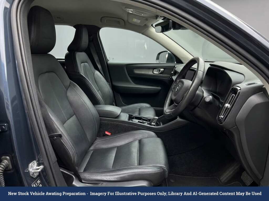 Volvo XC40 2.0 T4 Inscription Pro Suv Awd Eur Blue #3