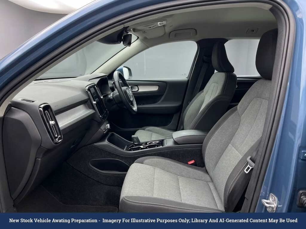 Volvo XC40 2.0 B3 Mhev Core Suv Hybrid Dct Eu Blue #3