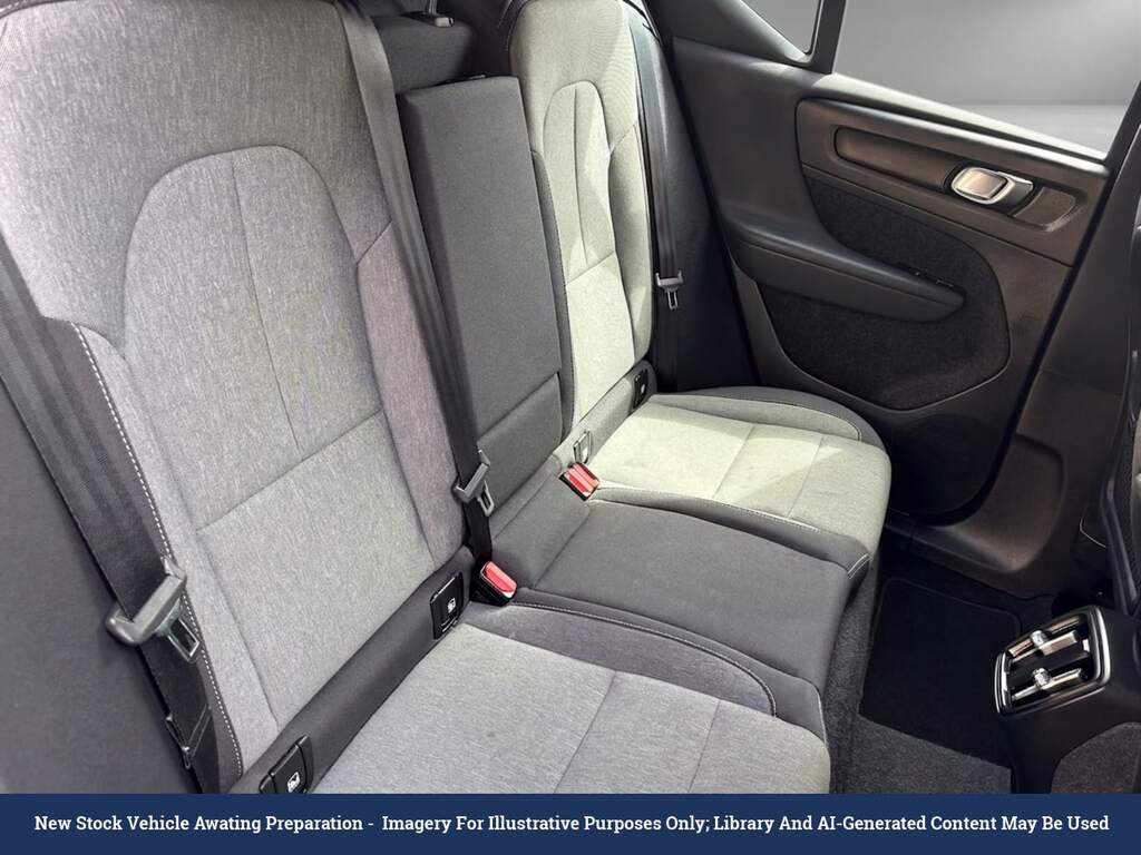 Volvo XC40 2.0 B3 Mhev Core Suv Hybrid Dct Eu Blue #4