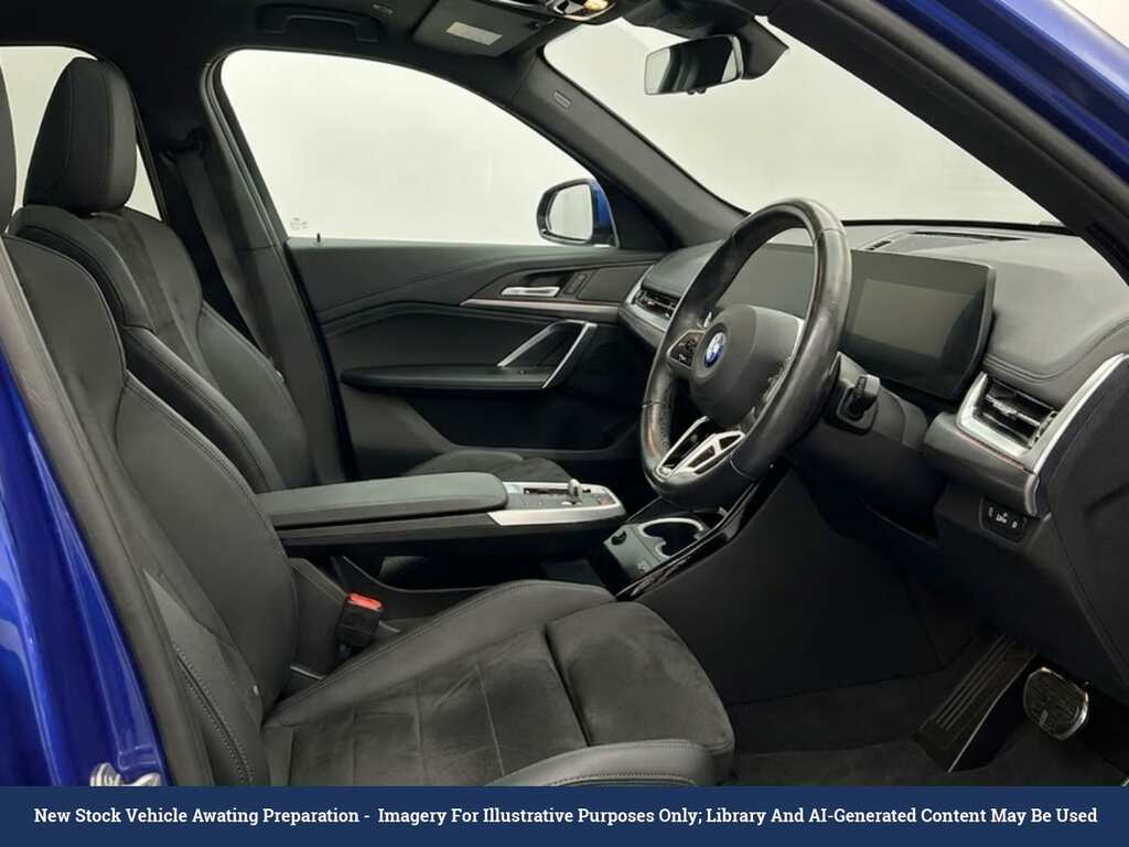 BMW iX1 30 66.5Kwh M Sport Suv Xdrive 1 Blue #2