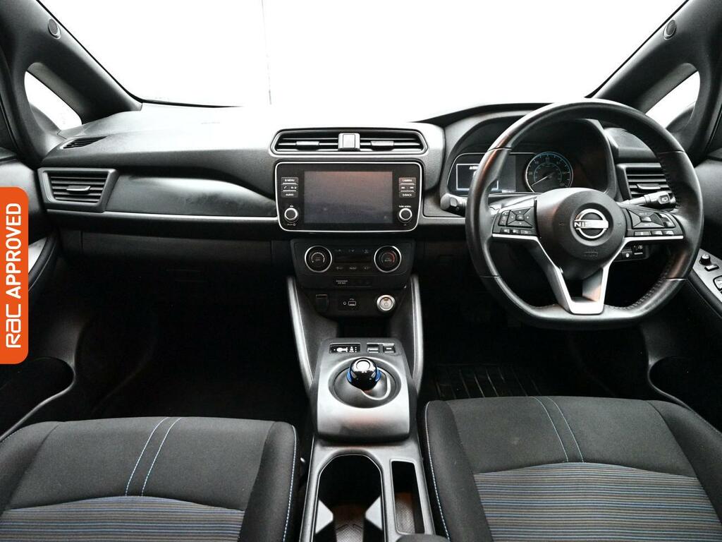 Nissan Leaf 39Kwh Acenta Hatchback 150 Ps Grey #2