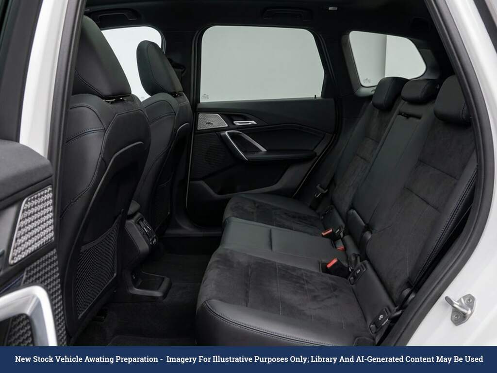 BMW iX1 30 66.5Kwh M Sport Suv Xdrive 1 Silver #4