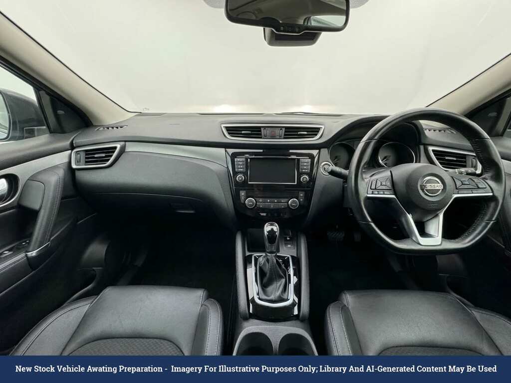 Nissan Qashqai 1.3 Dig-t N-connecta Glass Roof Pack Red #3