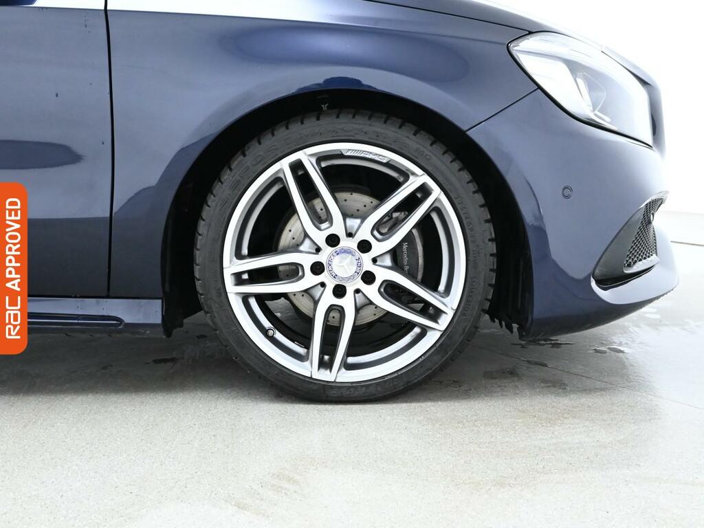 Mercedes-Benz A Class 2.1 A 200 D Sport 5 Seat Family Hatchback A Black #23