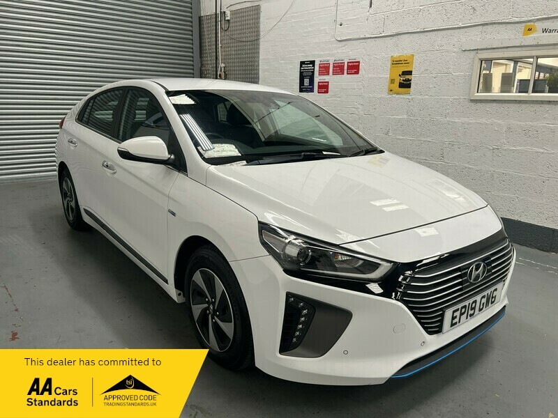 Hyundai Ioniq Premium Se White