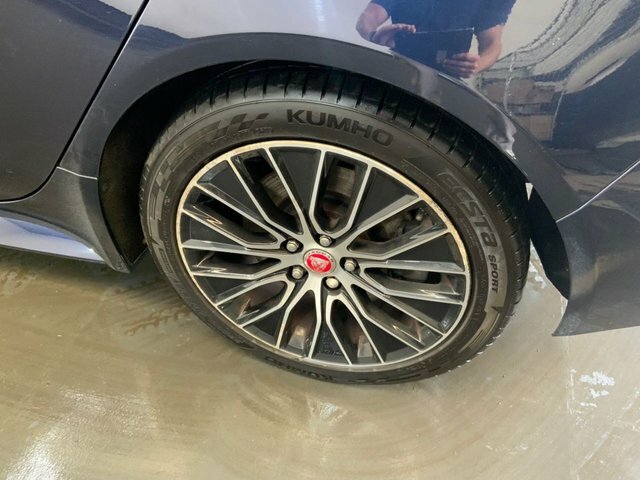 Jaguar XE 2.0 P300i R-dynamic Hse Awd Euro 6 Ss #12
