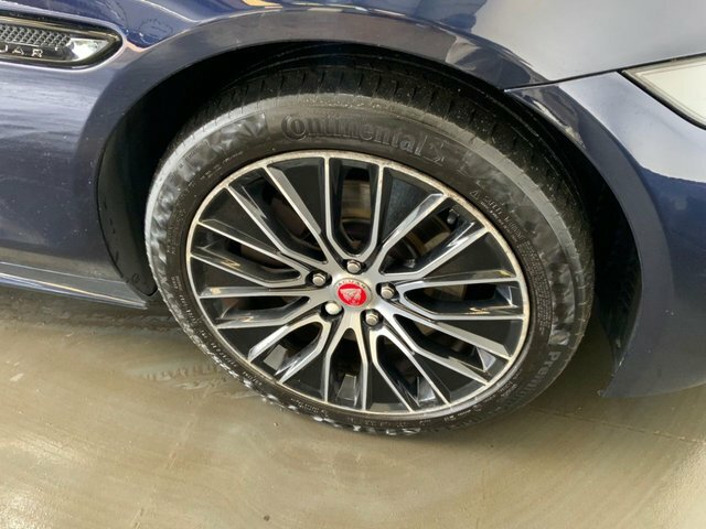 Jaguar XE 2.0 P300i R-dynamic Hse Awd Euro 6 Ss #14