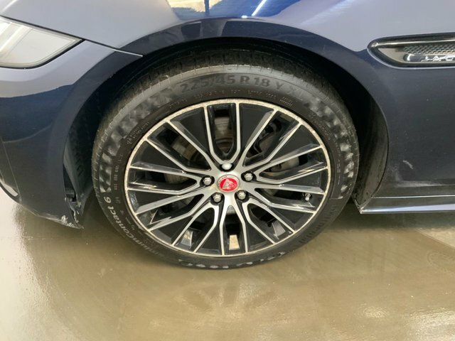 Jaguar XE 2.0 P300i R-dynamic Hse Awd Euro 6 Ss #13