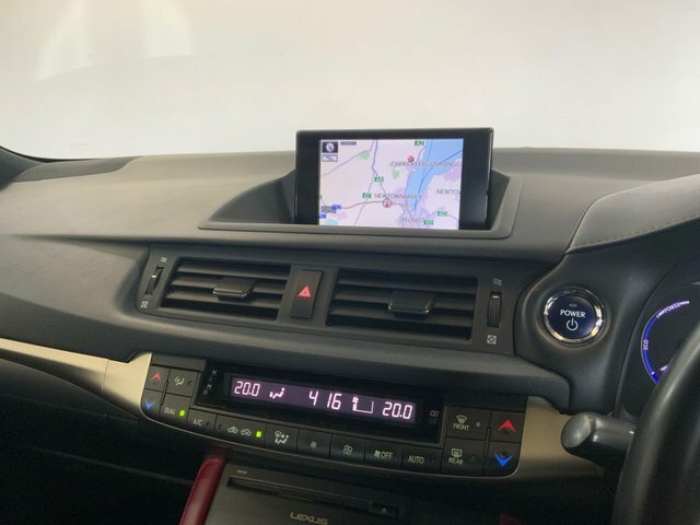 Lexus CT 200H 1.8 F-sport Cvt White #24