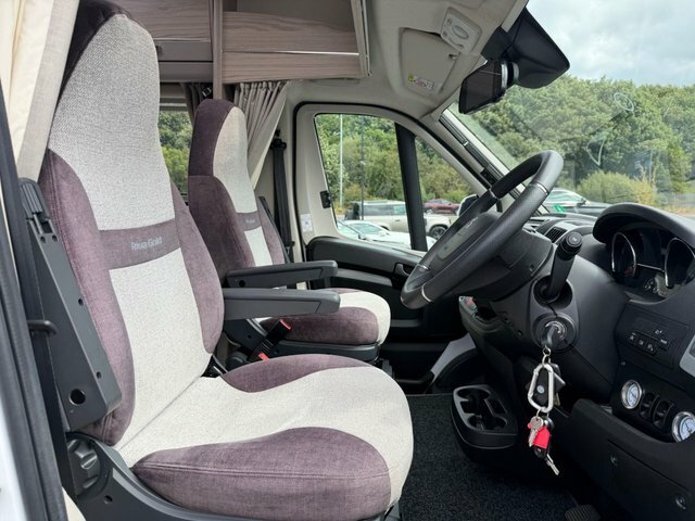 Peugeot Boxer Bluehdi 335 Professional Premium White #9