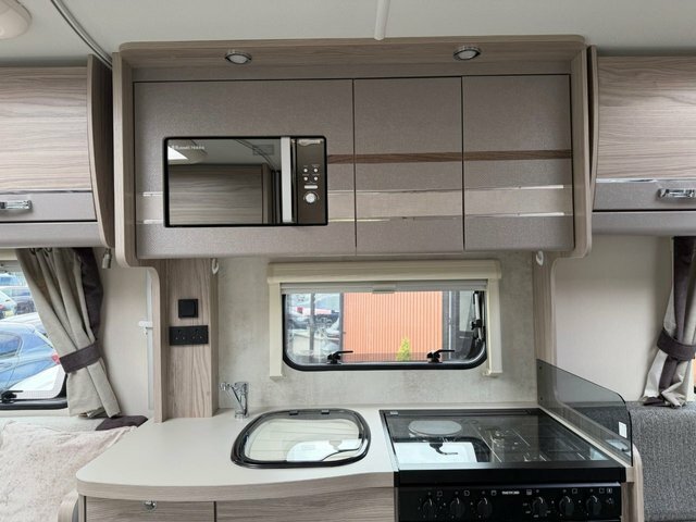 Peugeot Boxer Bluehdi 335 Professional Premium White #13