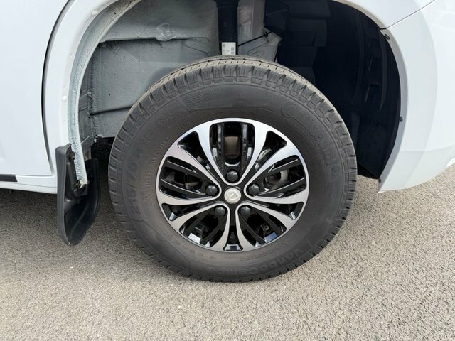 Peugeot Boxer Bluehdi 335 Professional Premium White #21