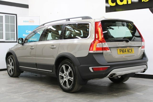 Volvo XC70 2014 2.4 D5 Se Lux Geartronic Awd Euro 5 Gold #3