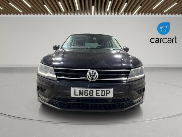 Volkswagen Tiguan Tdi Se Navigation Suv LM68EDP Black #2