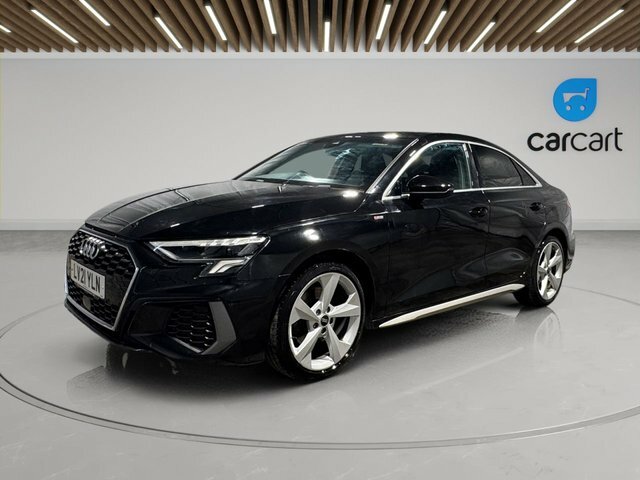 Audi A3 Tfsi 30 S Line Black #3
