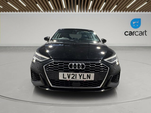 Audi A3 Tfsi 30 S Line Black #2