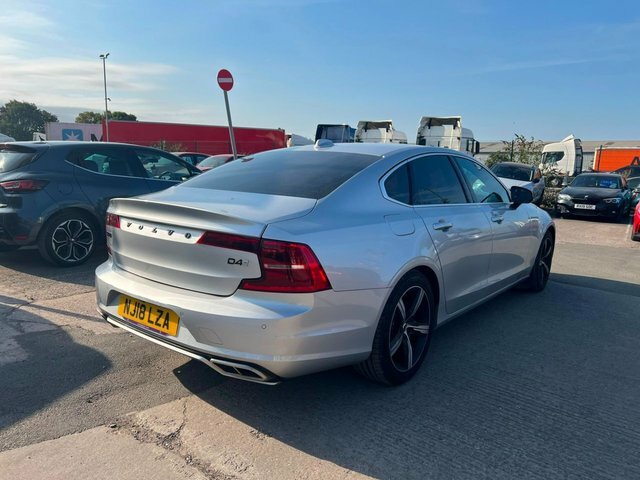 Volvo S90 D4 R-design Saloon NJ18LZA Silver #4