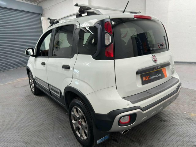 Fiat Panda 1.3 Multijet Cross Hatchback Eur White #4