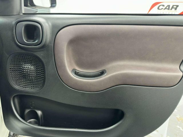 Fiat Panda 0.9 Twinair Trekking 85 Bhp White #9
