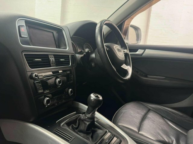 Audi Q5 3.0 Tdi V6 S Line S Tronic Quattro Euro 5 Ss Black #27
