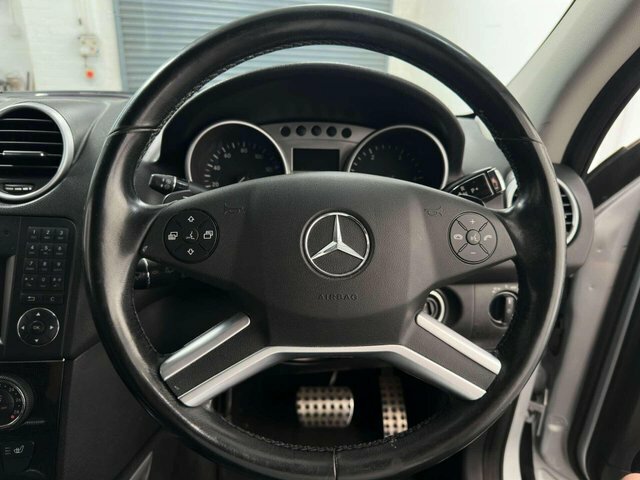 Mercedes-Benz M Class 4X4 3.0 Ml300 Cdi V6 Blueefficiency Sport 7G-troni Silver #17