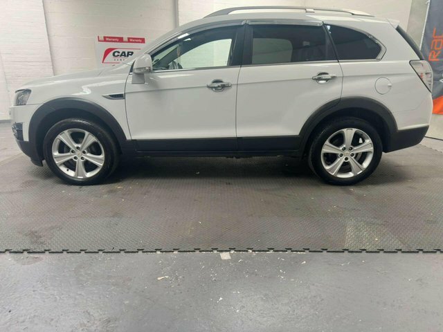 Chevrolet Captiva 2.2 Vcdi Ltz Suv 4Wd Euro 5 7 Sea White #3