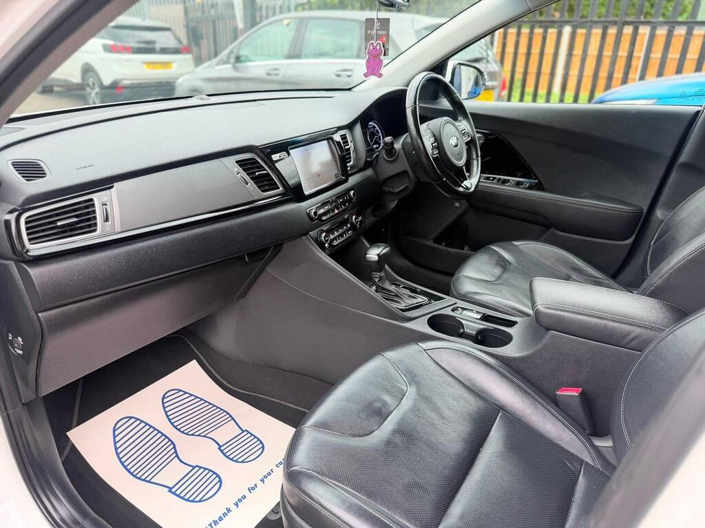 Kia Niro 1.6 Gdi Hybrid 3 Dct White #66