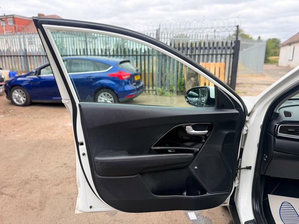 Kia Niro 1.6 Gdi Hybrid 3 Dct White #37